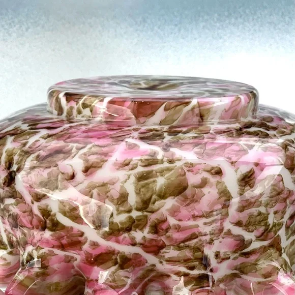 Ruffle Edge Pink and Brown Glass Centerpiece Bowl - Picture 8 of 8